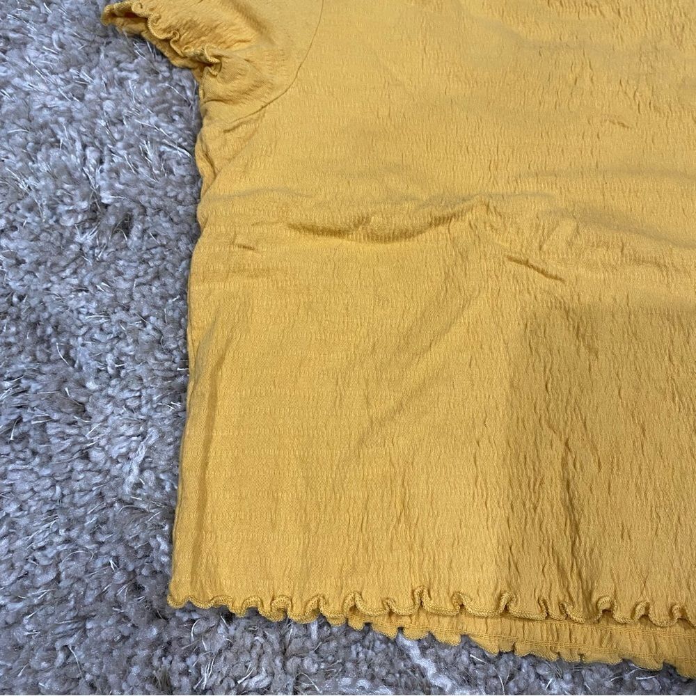 American Eagle yellow textured short sleeve stretch crop top Size M - Picture 6 of 6
